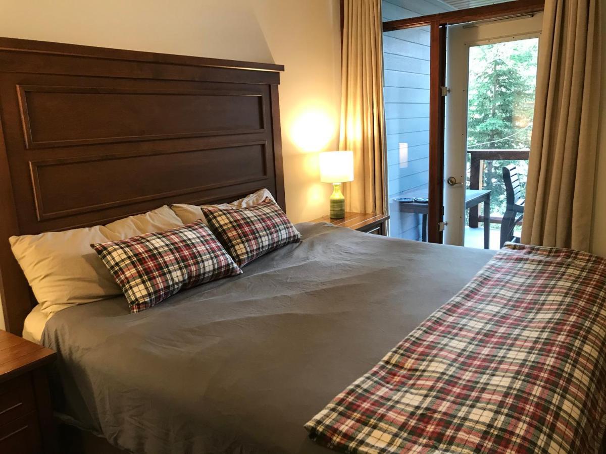 Luxurious & Spacious Mountain Retreat Canmore Exteriör bild
